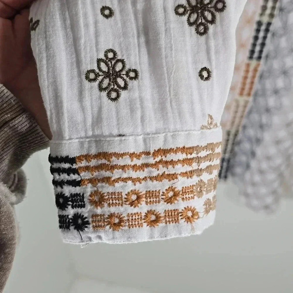 {Soft Surroundings} Gauzy Button-Down Embroidered Print Blouse - Medium - Picture 11 of 14